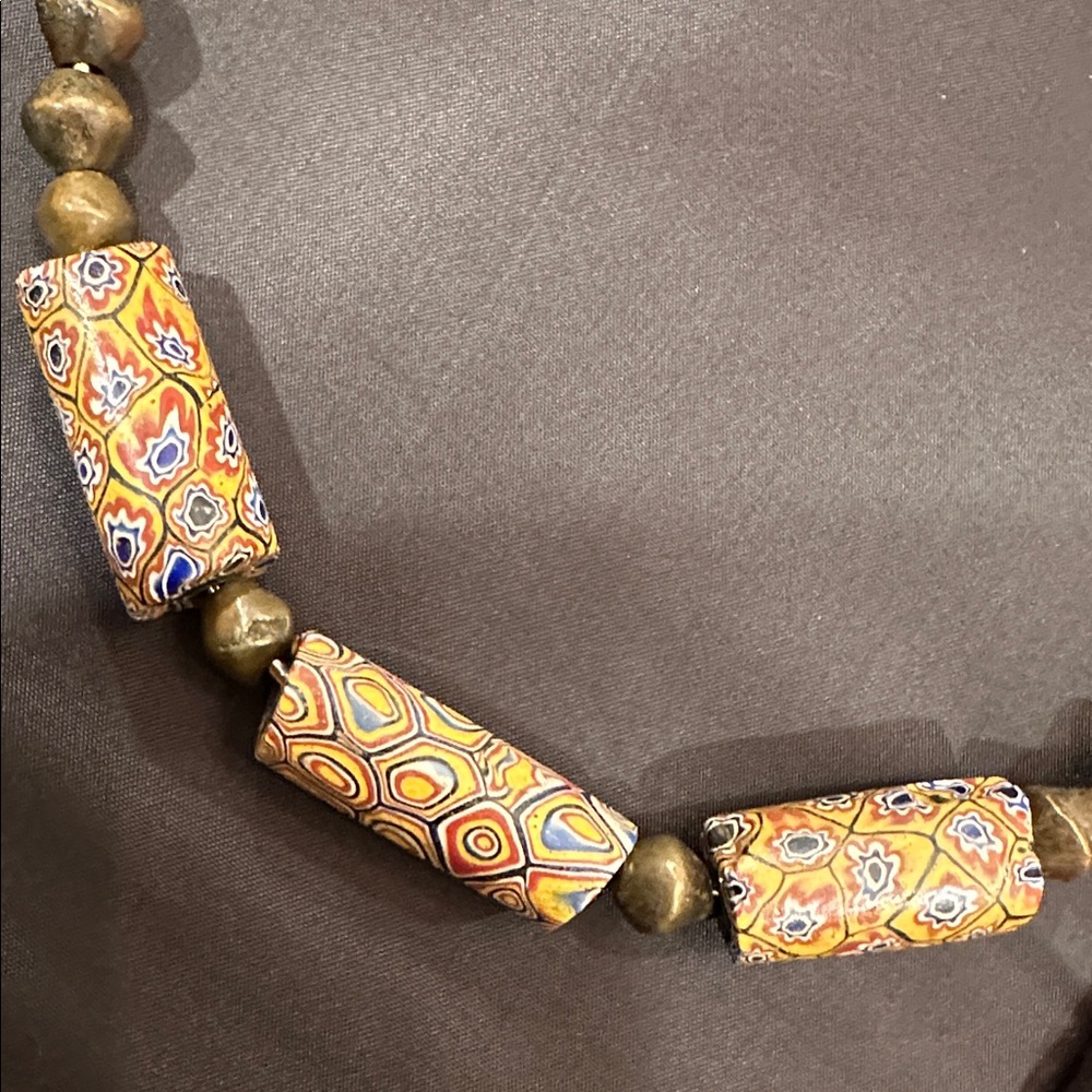 VENETIAN MILLEFIORI GLASS TRADE BEADS Necklace. VINTAGE - Picture 8 of 16